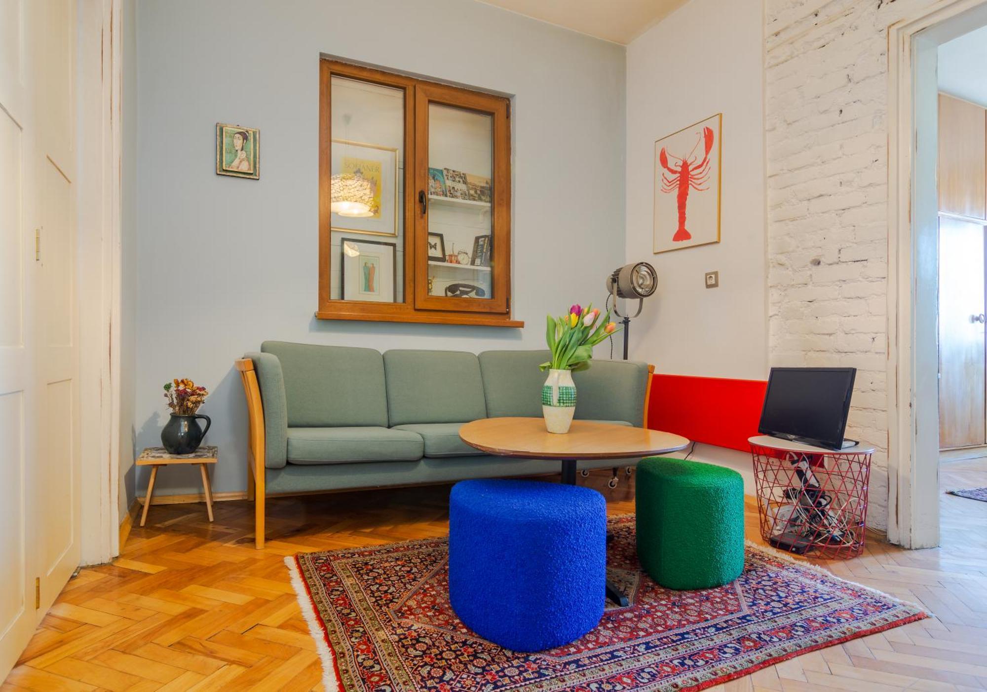 Art-ament, A Unique Flat Sofya